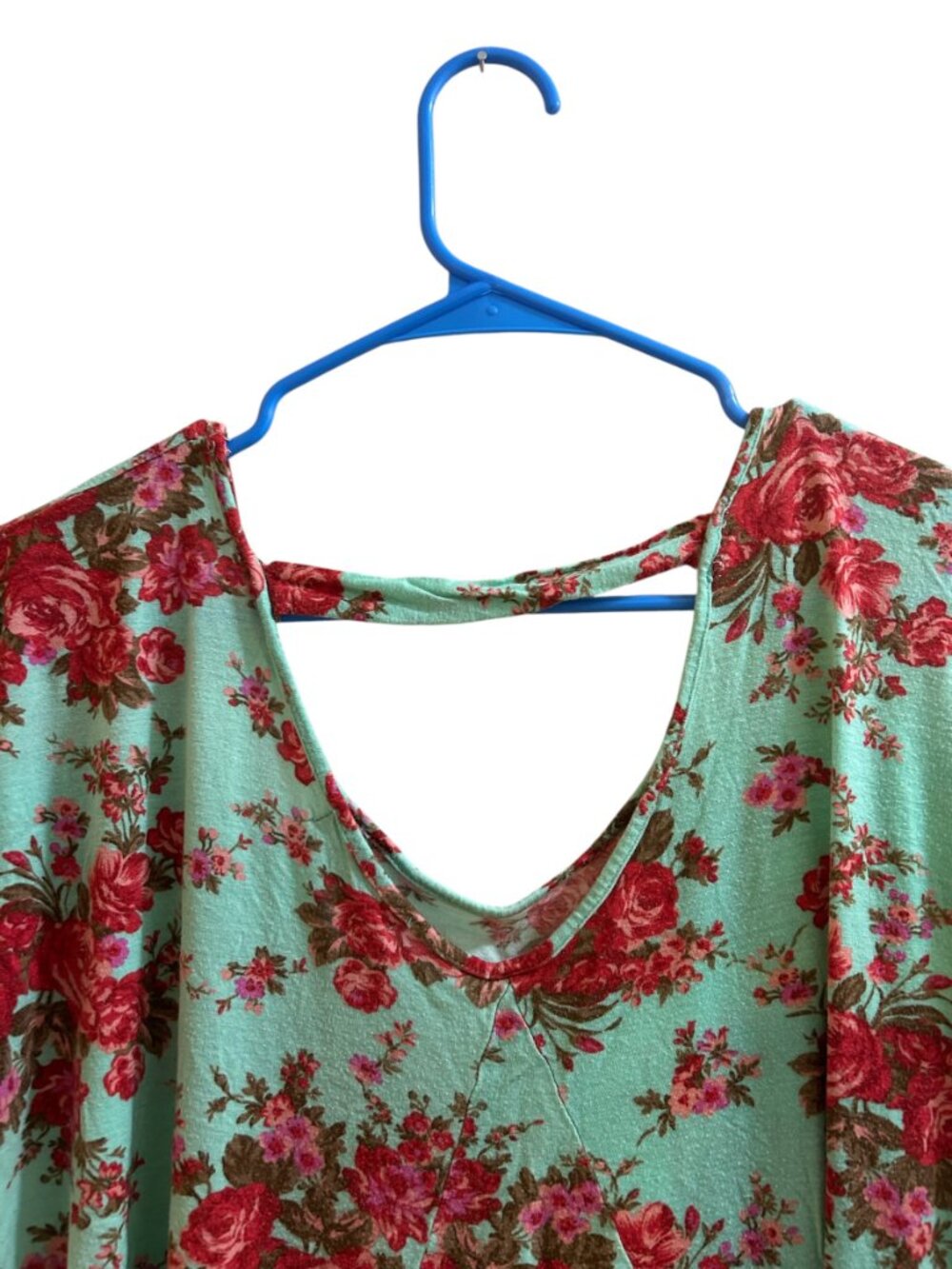 Deb Mint Floral High-Low Swing Top Size 1X - Picture 5 of 9